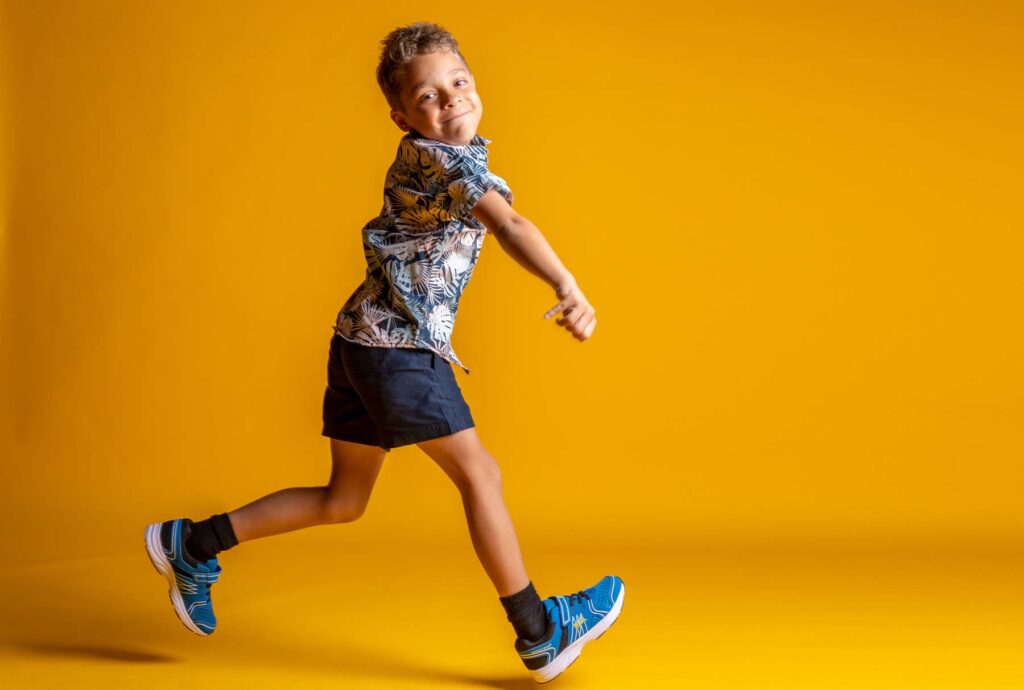 child model running pose